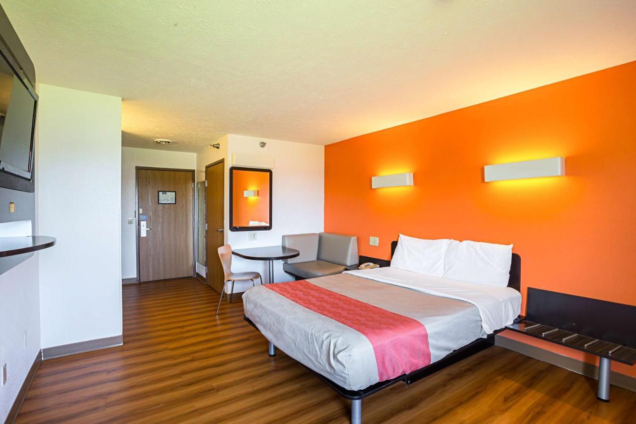 Motel 6 Omaha - Iat West Exterior photo