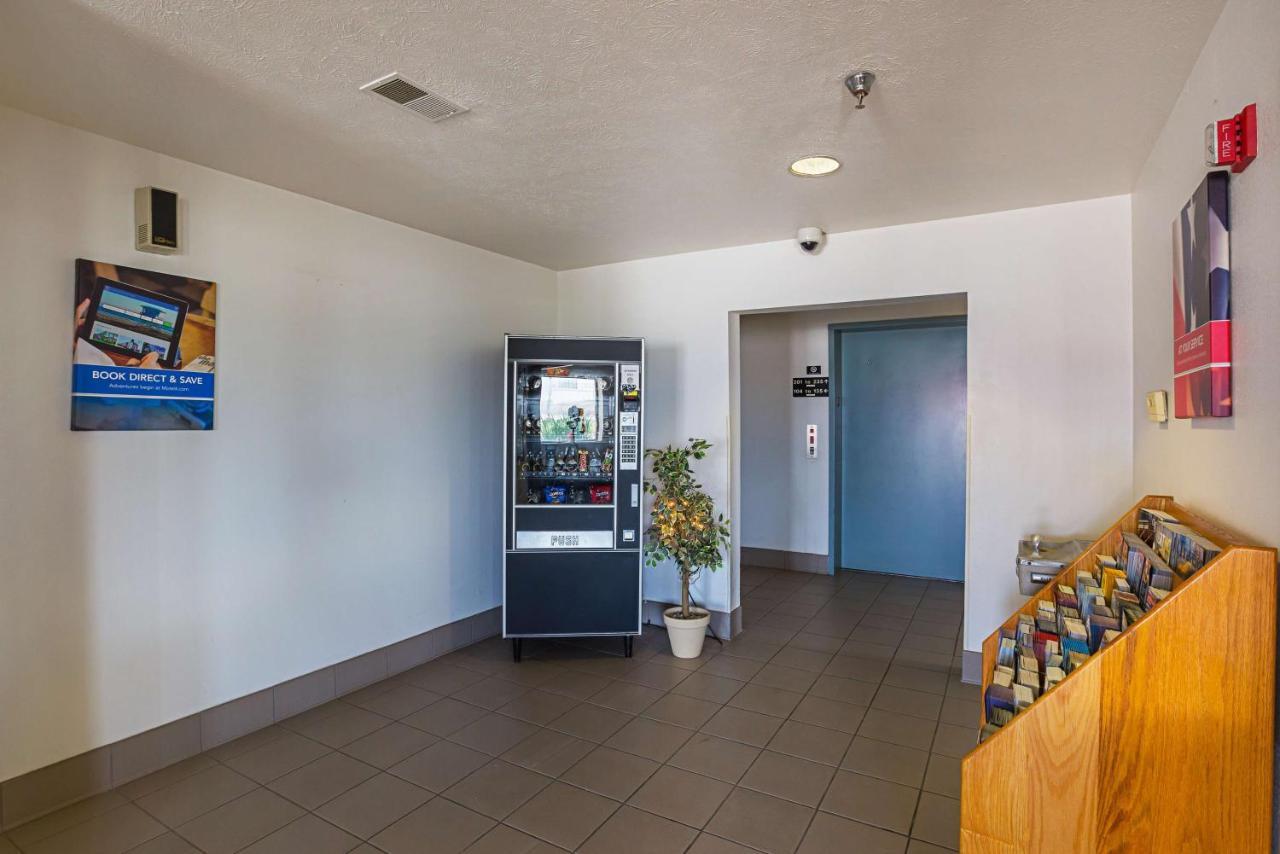 Motel 6 Omaha - Iat West Exterior photo
